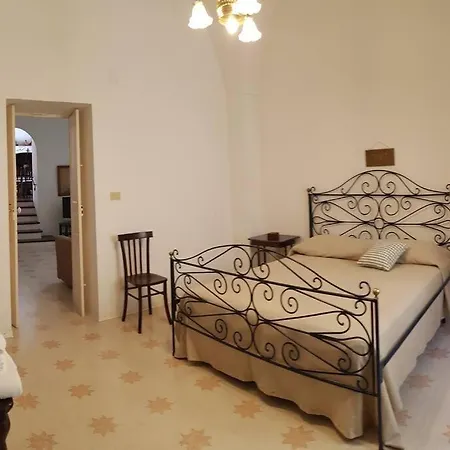 Antica Residenza Piazza Pisanelli Prázdninový dům