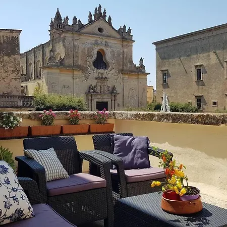 Antica Residenza Piazza Pisanelli * Tricase