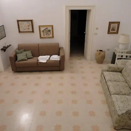 Сasa de vacaciones Antica Residenza Piazza Pisanelli Tricase
